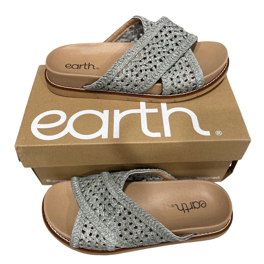 Earth Womens 7.5 Silver Metallic Woven Slide Sandals Comfort Casual‎ New
